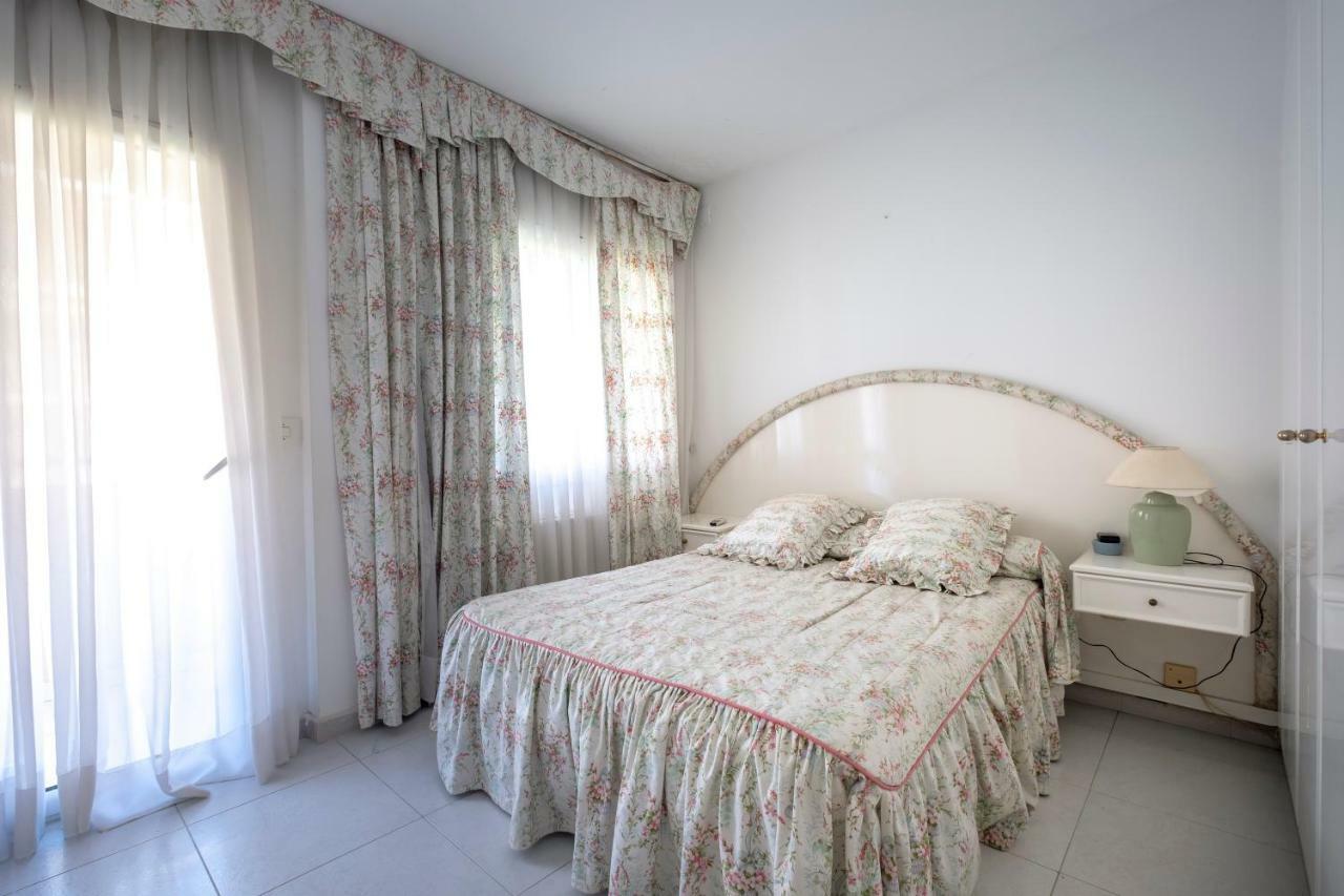 Apartamentos Monterroso Salou Exteriör bild